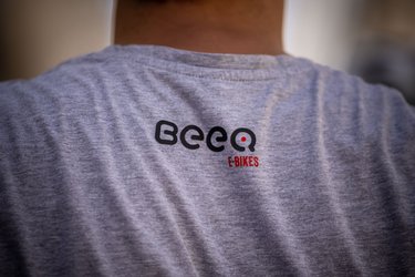 Thumbnail - Camiseta de Hombre - BEEQ