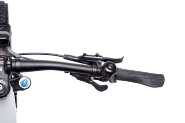 Thumbnail - Crossover