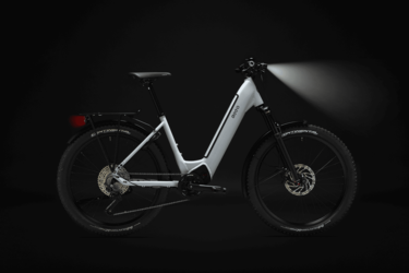 Thumbnail - Crossover