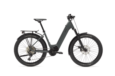 Thumbnail - Crossover